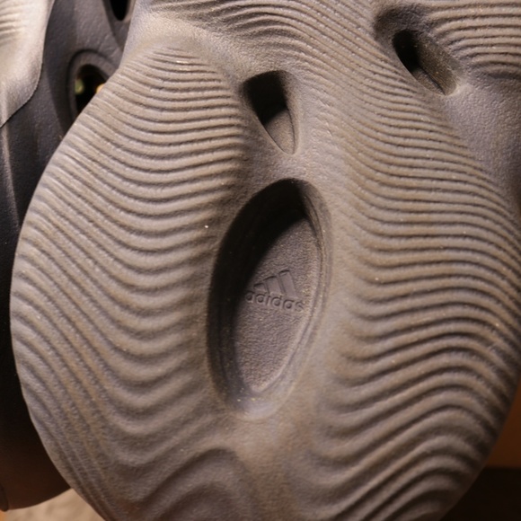 YEEZY Foam Runner "Mineral Blue" Size 7M - Picture 6 of 7